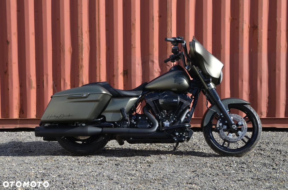 Harley-Davidson FLHXS Special - 33