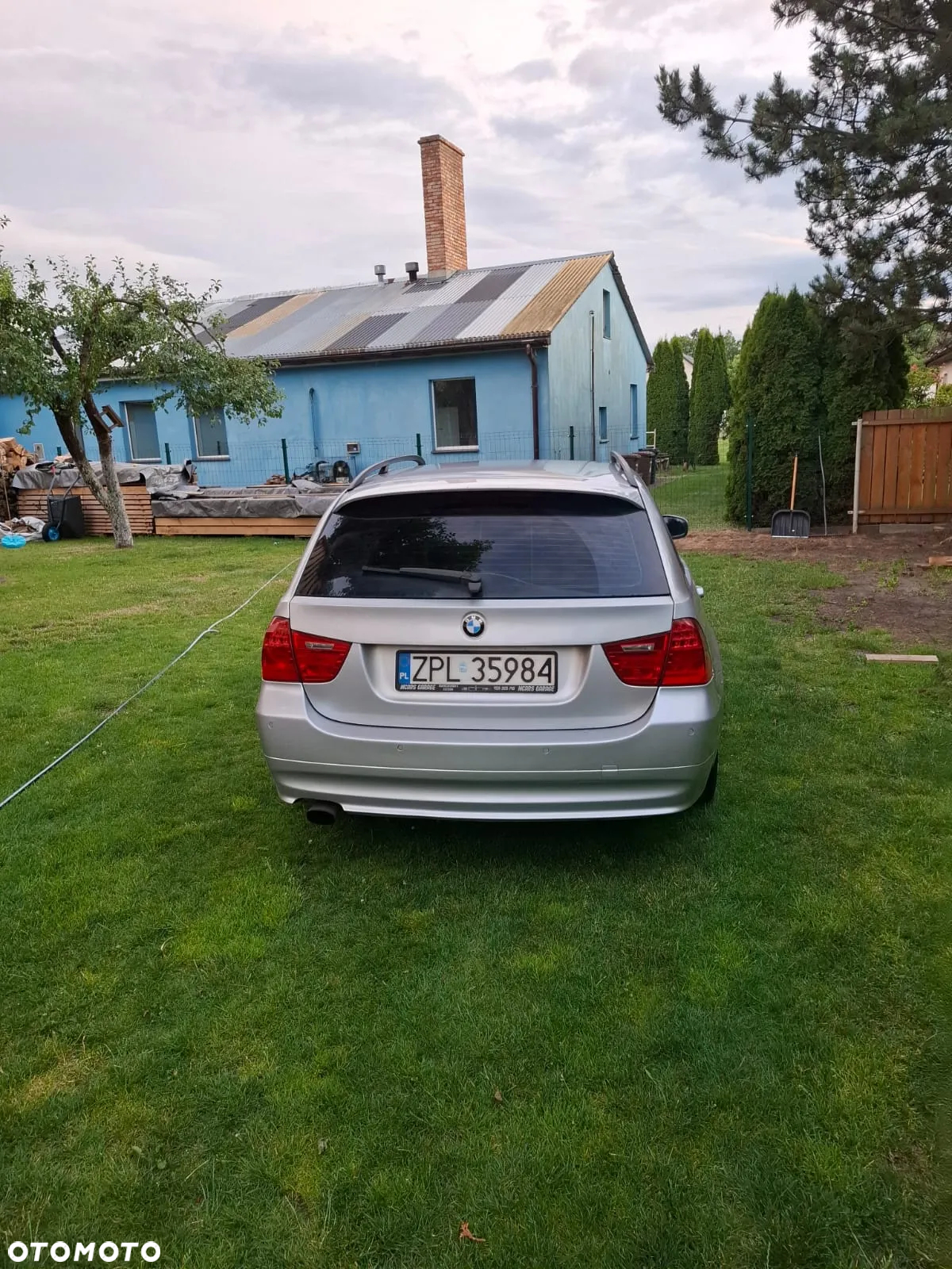 BMW Seria 3 318i - 2