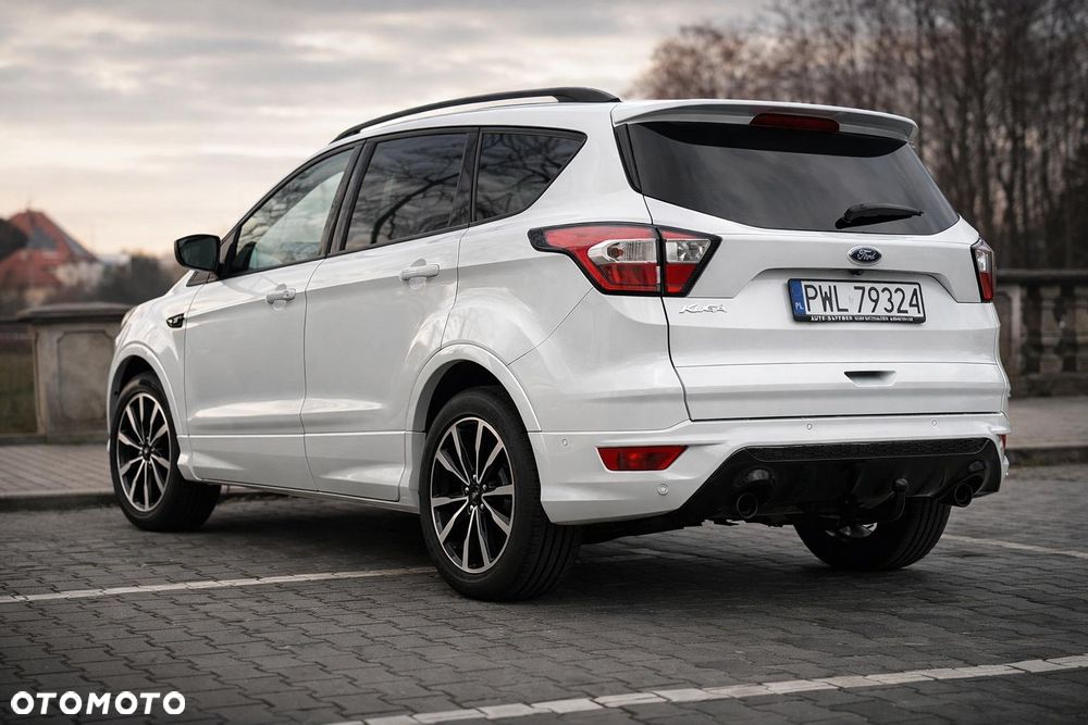 Ford Kuga 2.0 TDCi 2x4 ST-Line - 3