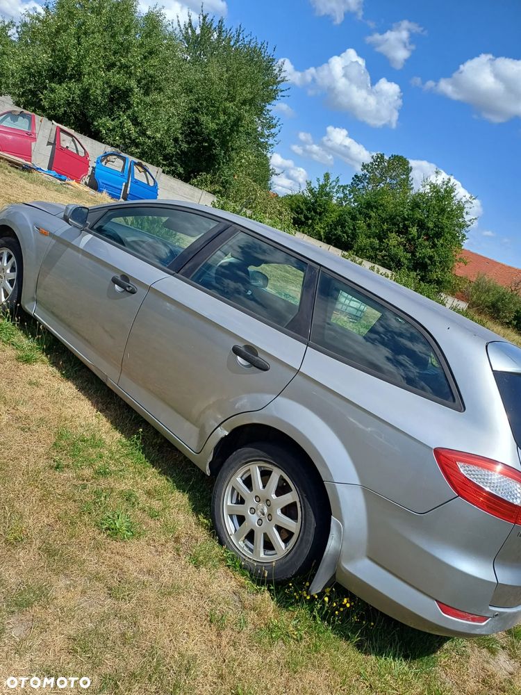 Maska przednia FORD MONDEO MK4 1.8TDCI 08r. KOD 76 auto całe na częsciKOMBI - 5