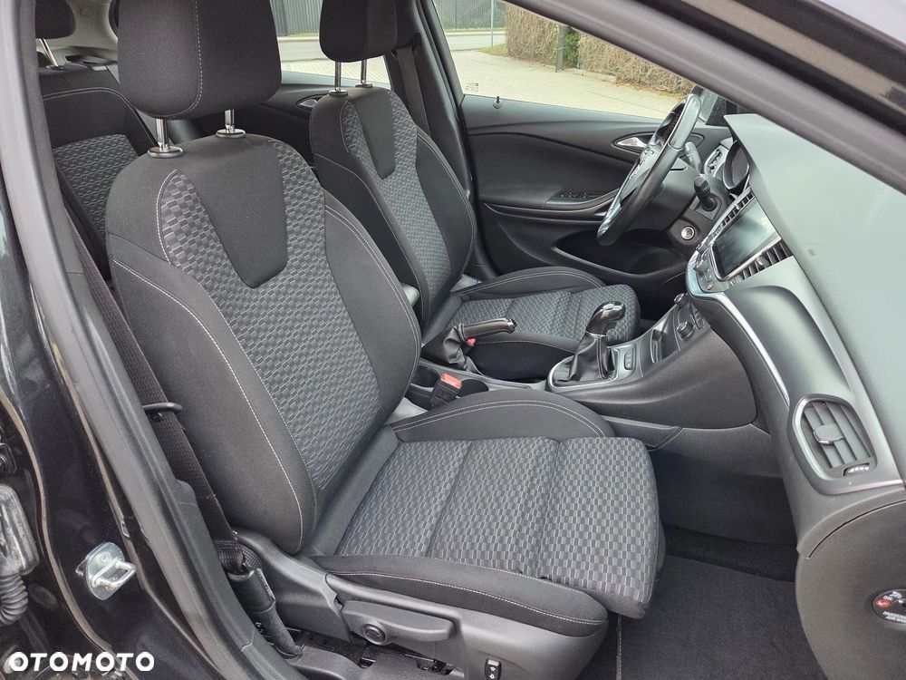 Opel Astra 1.6 CDTI Enjoy - 8