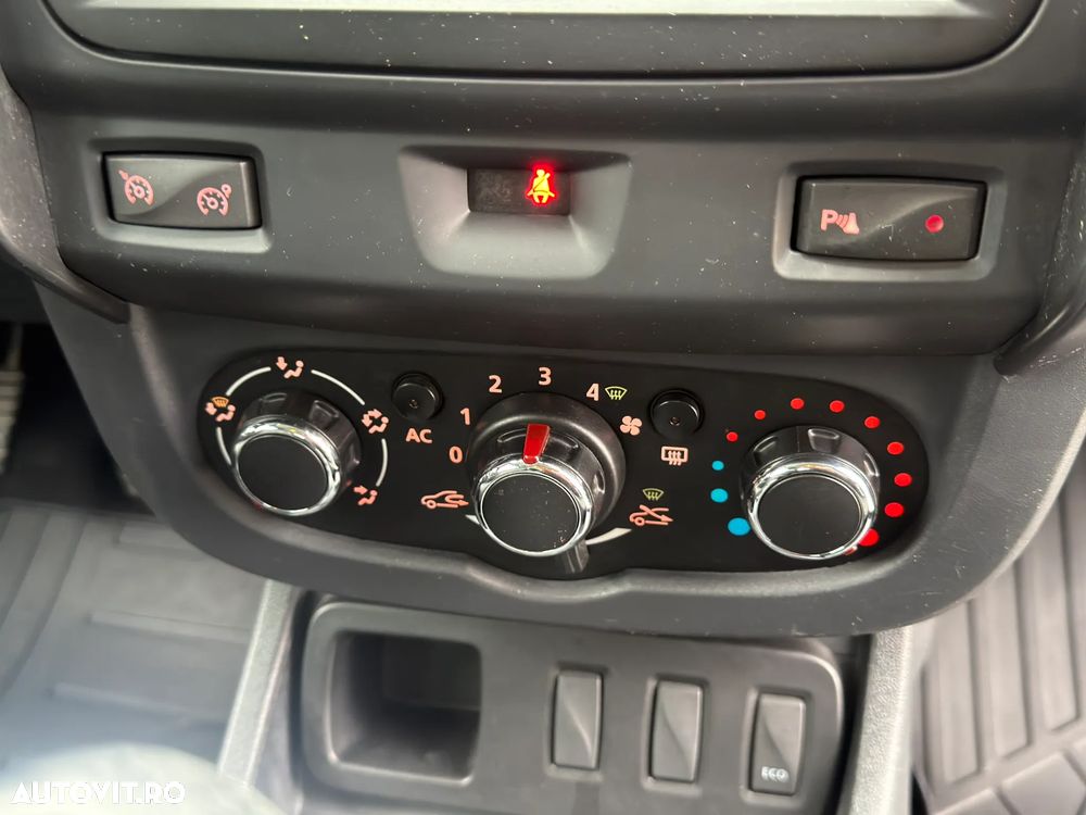 Dacia Duster 1.5 dCi 4x2 Prestige - 21