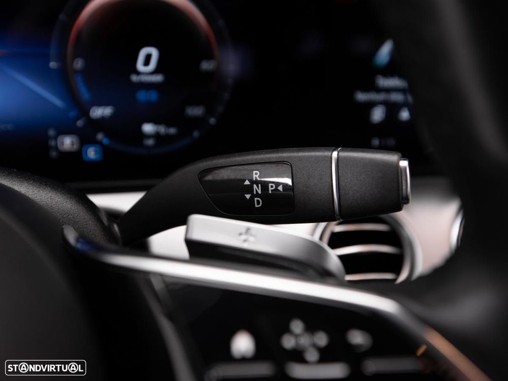 Mercedes-Benz E 300 de 4Matic 9G-TRONIC Avantgarde - 21
