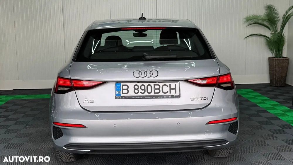 Audi A3 Sportback 1.6 30 TDI Basic - 4