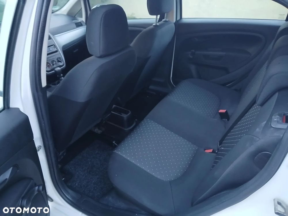 Fiat Punto 1.2 8V - 13