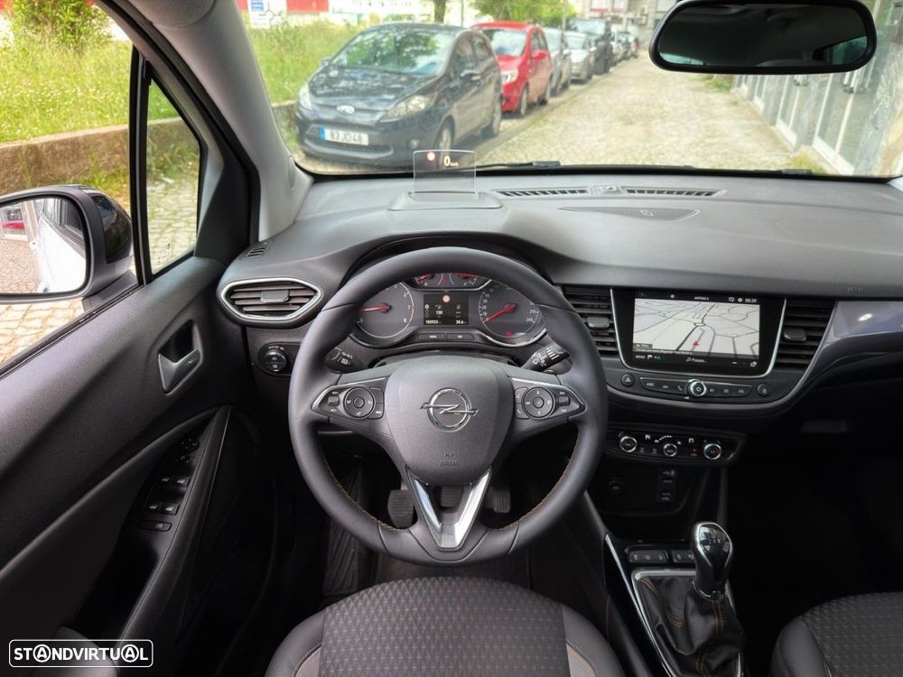 Opel Crossland X 1.2 T Innovation J17 - 6