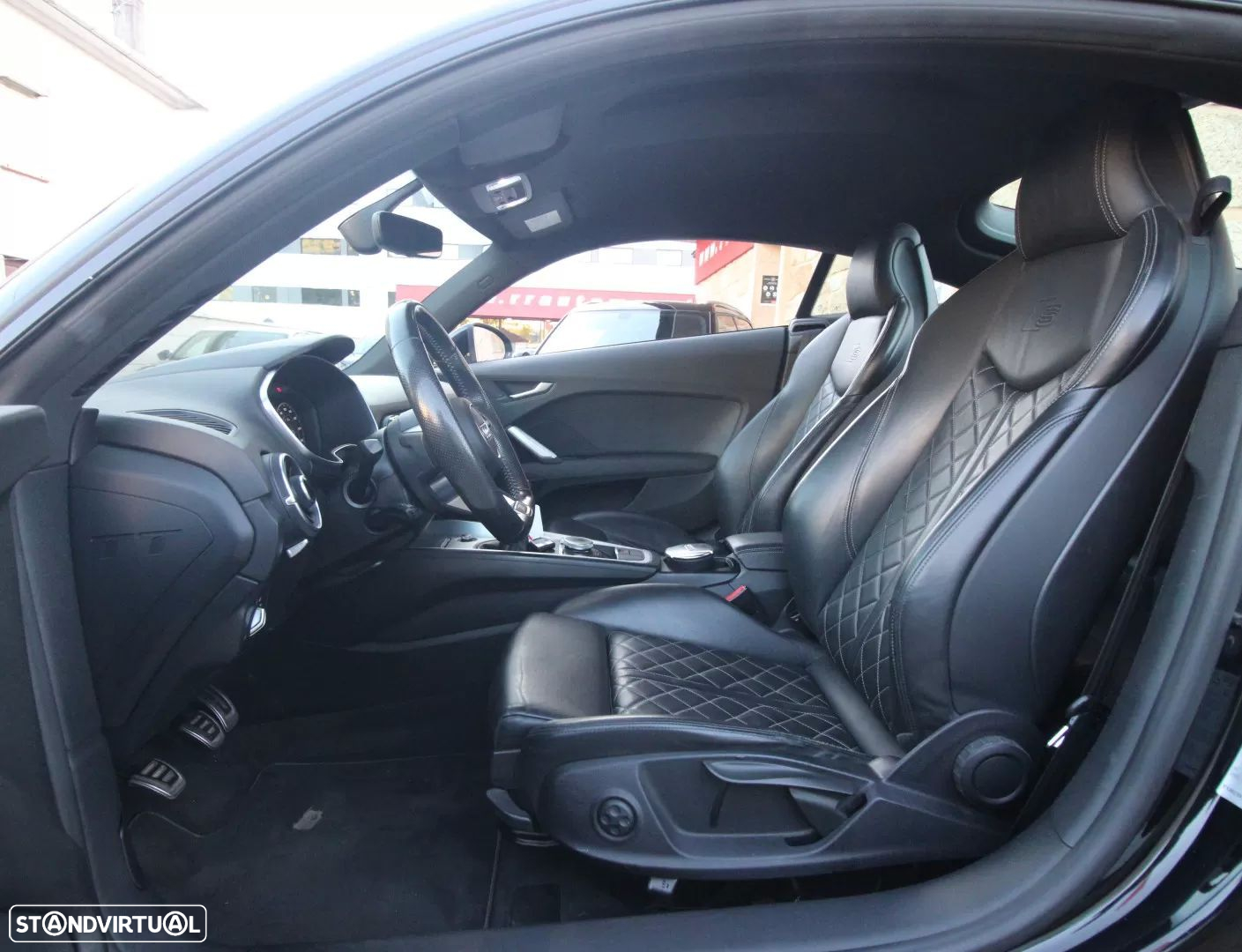 Audi TT Coupé - 16