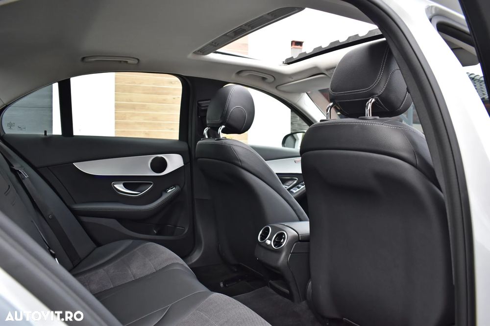 Mercedes-Benz C 180 9G-TRONIC Avantgarde - 15