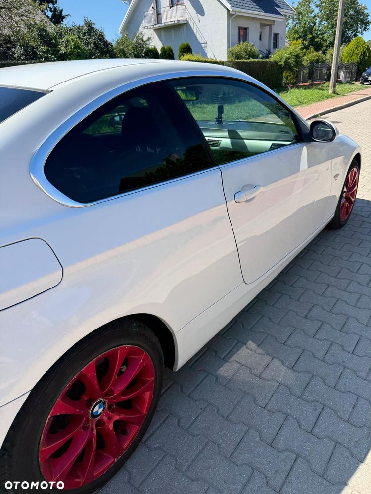 BMW Seria 3 330d - 6