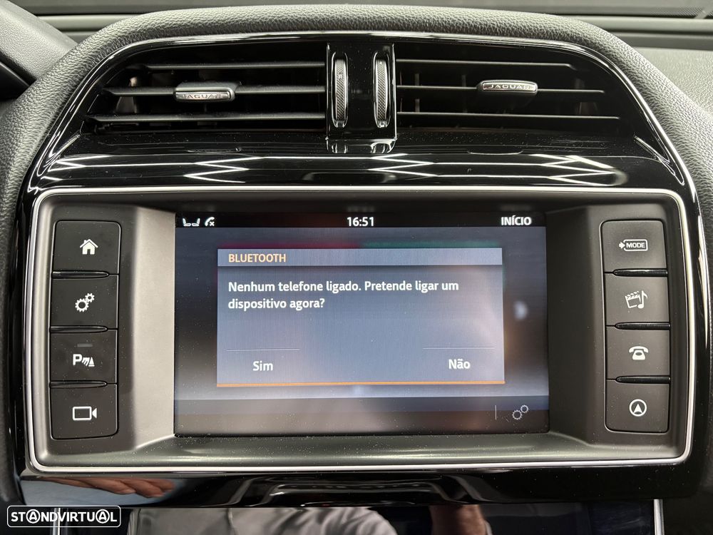 Jaguar XE 20d Aut. R-Sport - 46