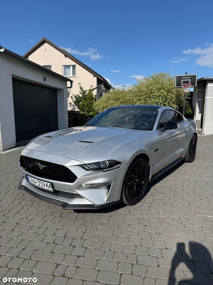 Ford Mustang - 4