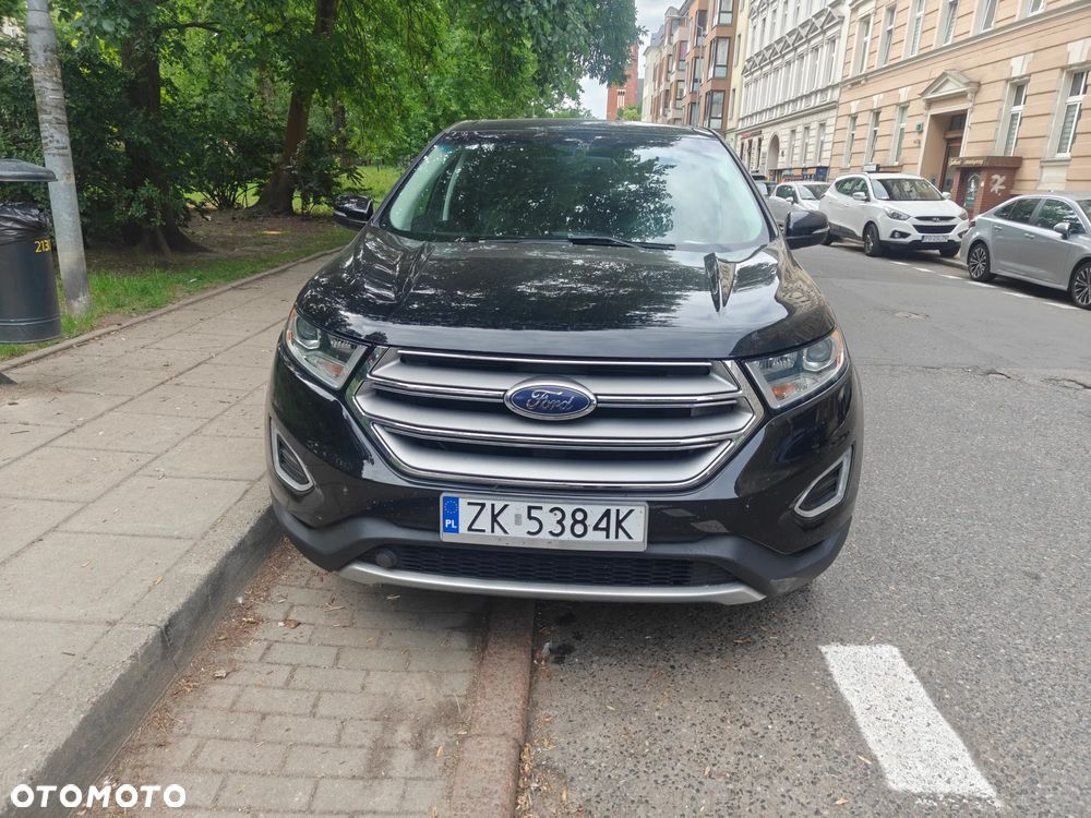 Ford Edge - 2