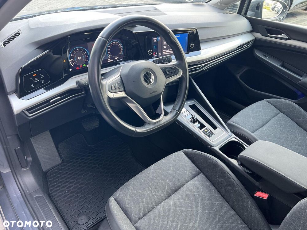 Volkswagen Golf - 20