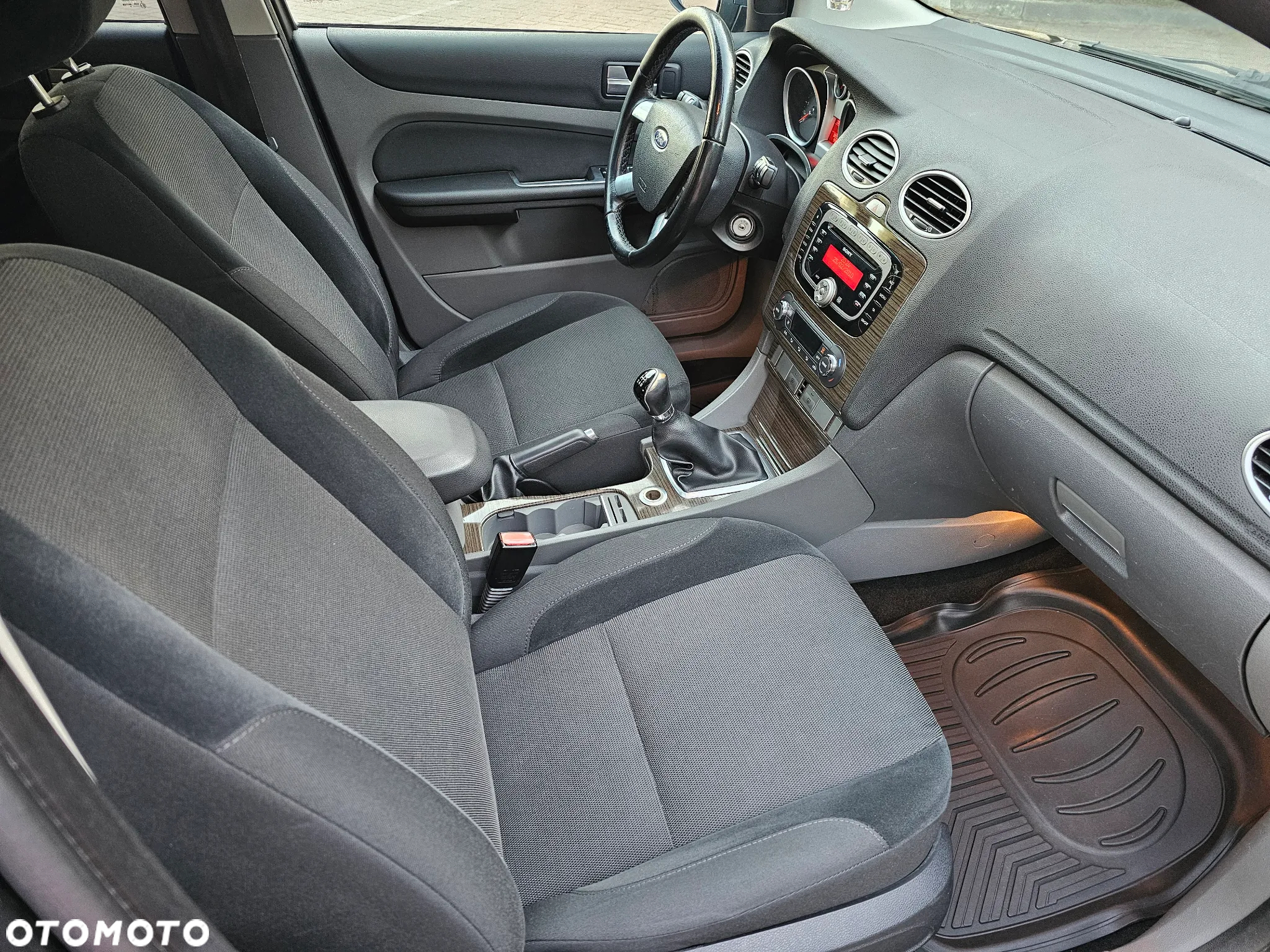 Ford Focus 1.8 TDCi Ghia - 16