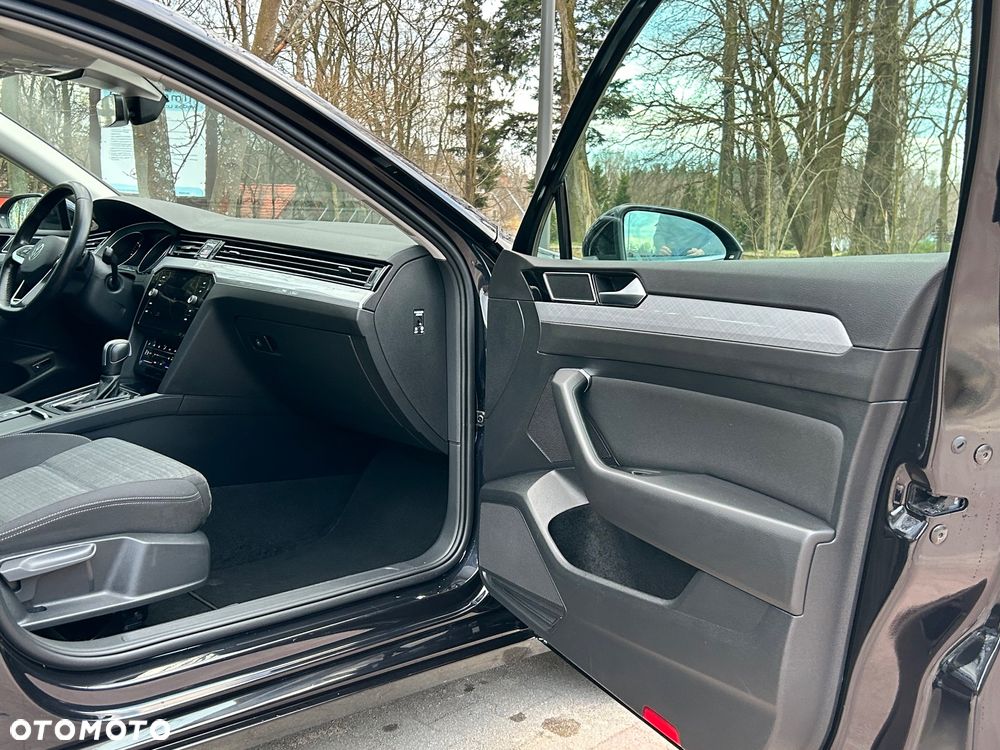 Volkswagen Passat 2.0 TDI SCR Comfortline DSG - 33