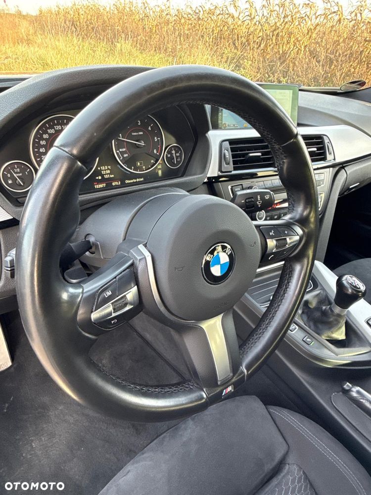 BMW Seria 3 320d M Sport EU6 - 26