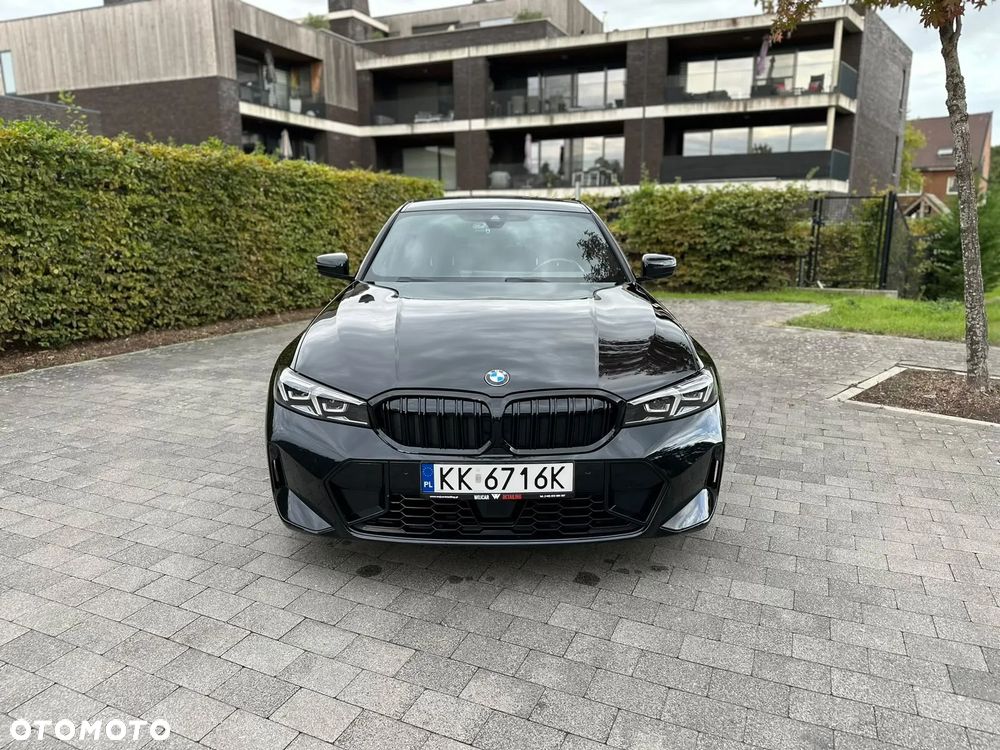 BMW Seria 3 320d xDrive mHEV M Sport - 4
