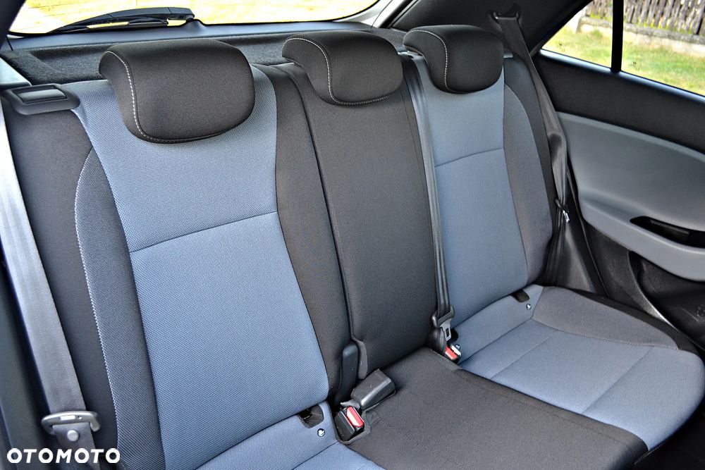 Hyundai i20 1.2 YES Gold - 29