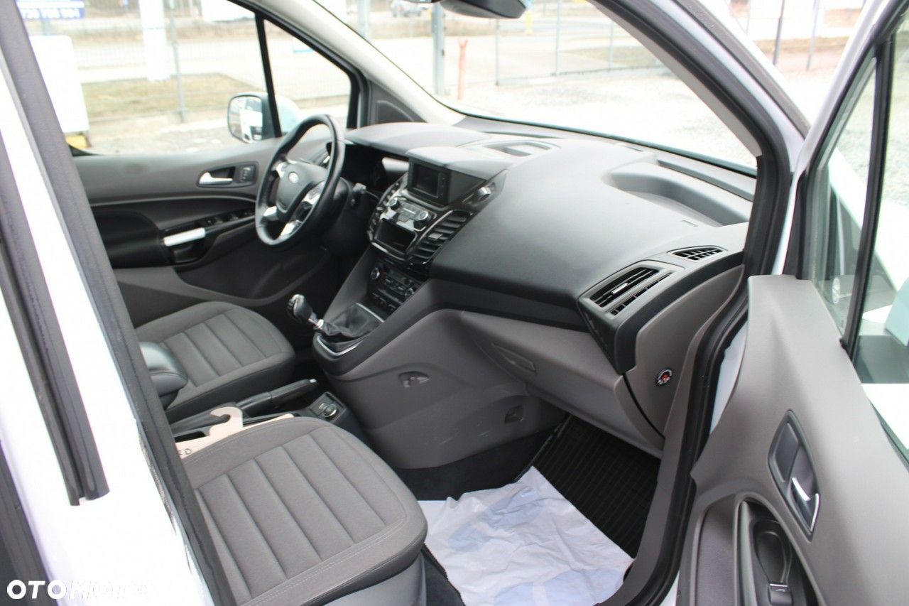 Ford Tourneo Connect - 29