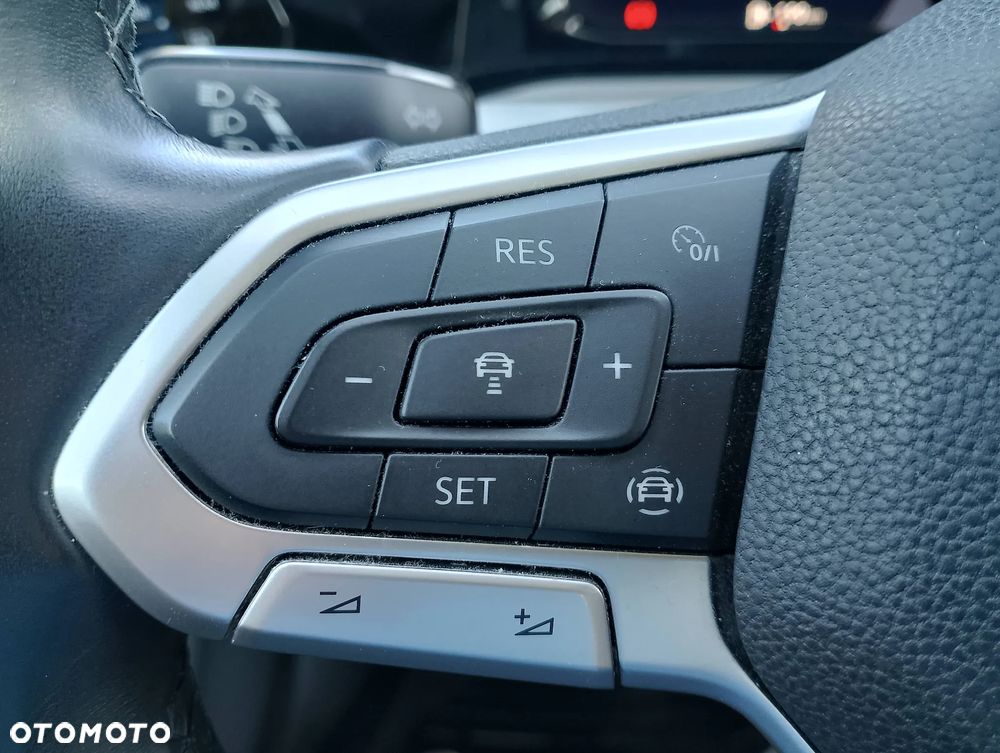 Volkswagen Golf Variant 2.0 TDI Life - 20