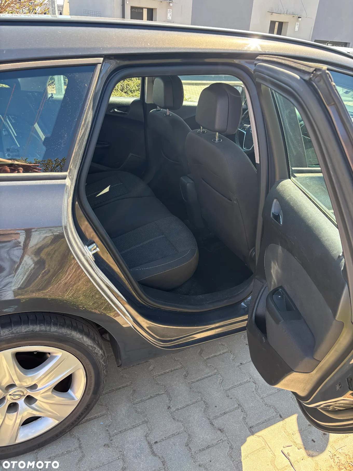 Opel Astra IV 1.6 CDTI Sport - 11