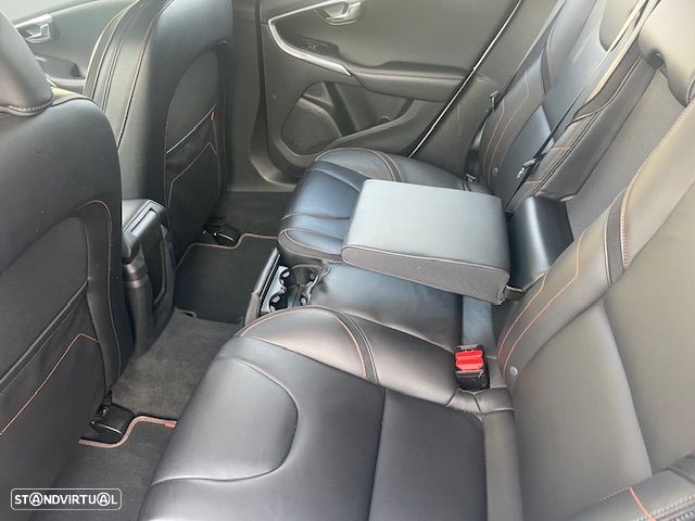 Volvo V40 1.6 D2 VOR - 18