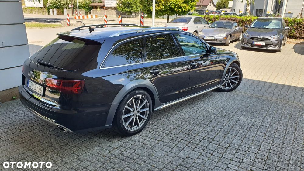 Audi A6 Allroad - 30