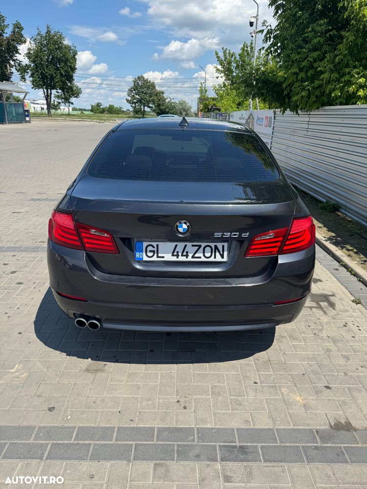 BMW Seria 5 530d xDrive - 4