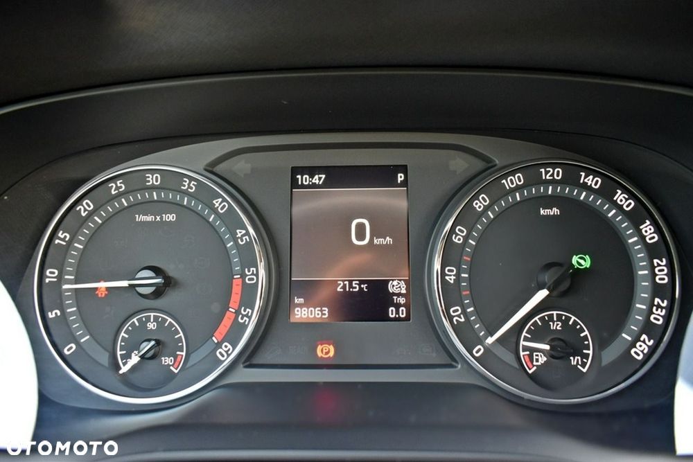 Skoda Octavia 2.0 TDI Ambition DSG - 17