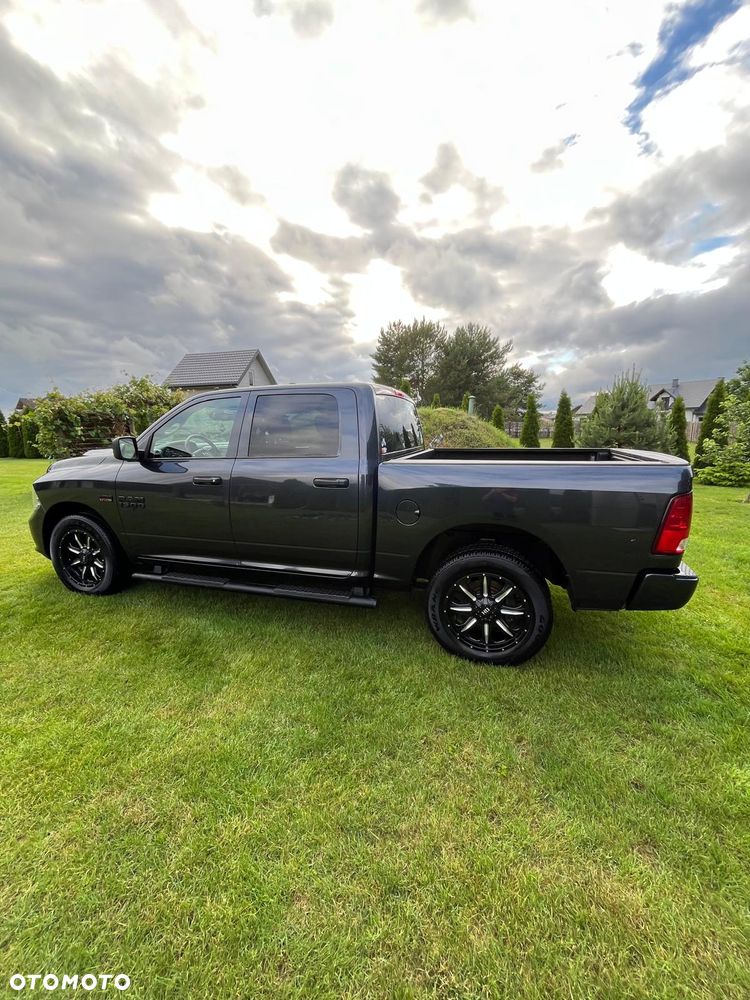 Dodge RAM 5.7 4x4 - 5