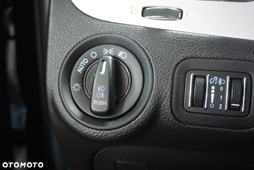 Fiat Freemont 2.0 Multijet Lounge AWD - 31