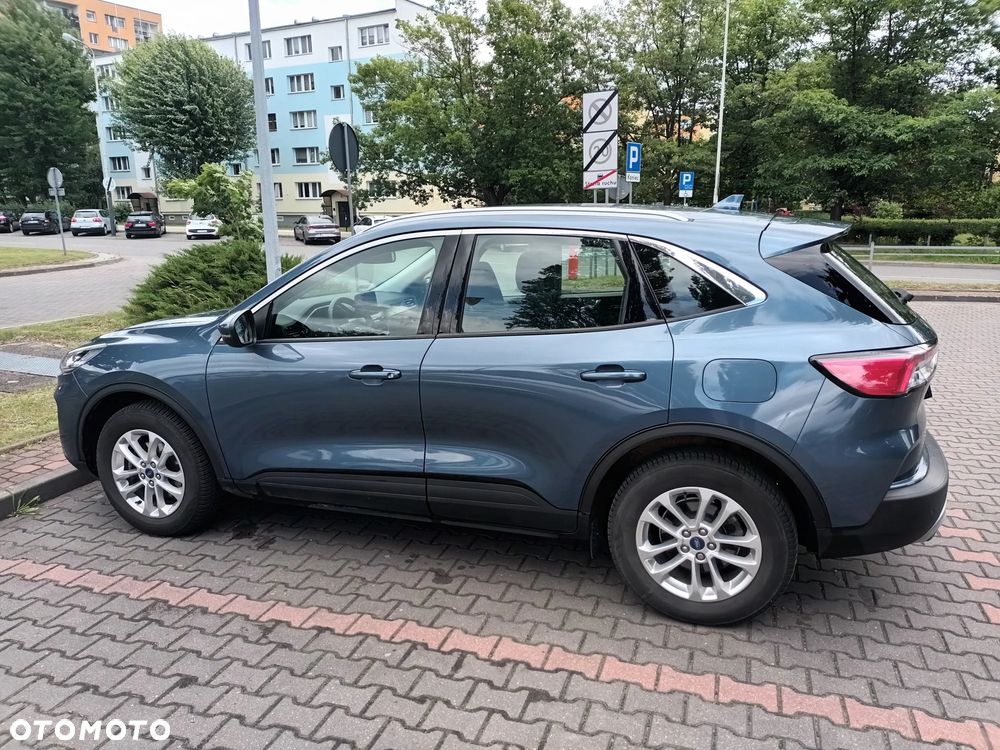 Ford Kuga 2.5 FHEV FWD Titanium - 1