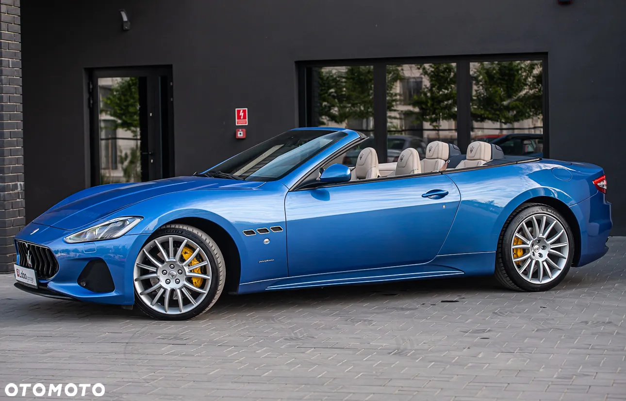 Maserati GranTurismo S Automat - 6