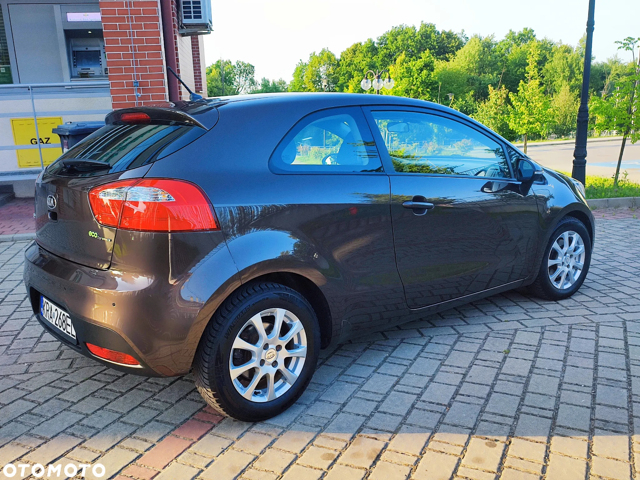 Kia Rio 1.4 Dream Team Edition - 4