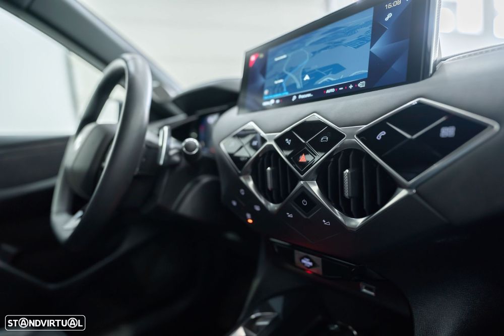 DS DS3 Crossback 1.5 BlueHDi Rivoli EAT8 - 36
