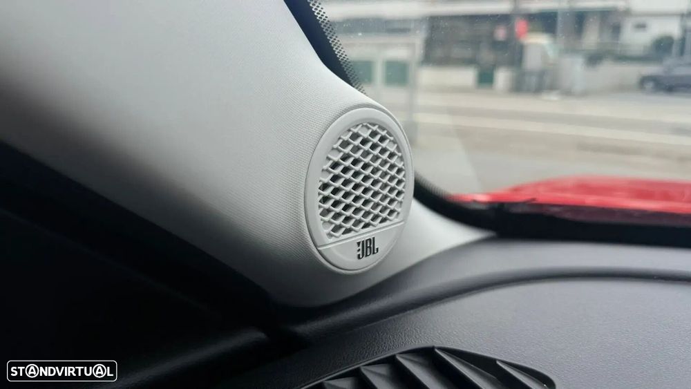 Jeep Avenger 1.2 GSE T3 Summit - 12