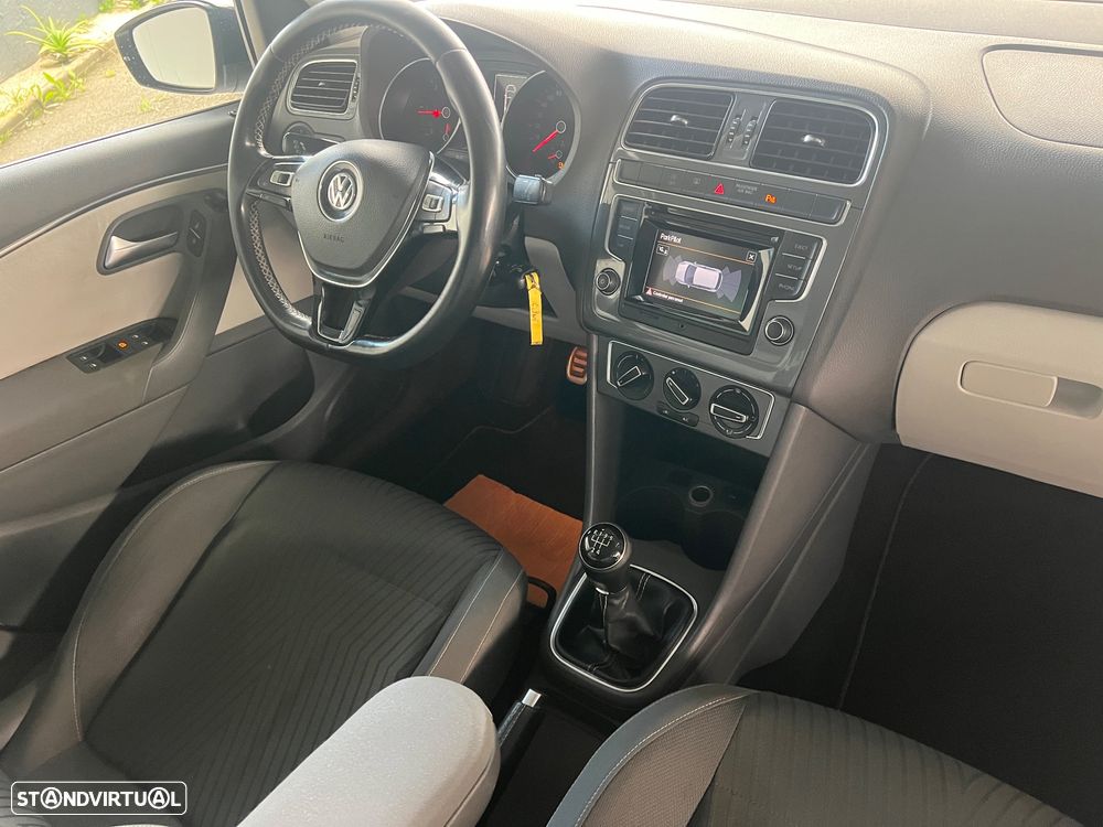VW Polo 1.4 TDi (Blue Motion ) Highline - 11