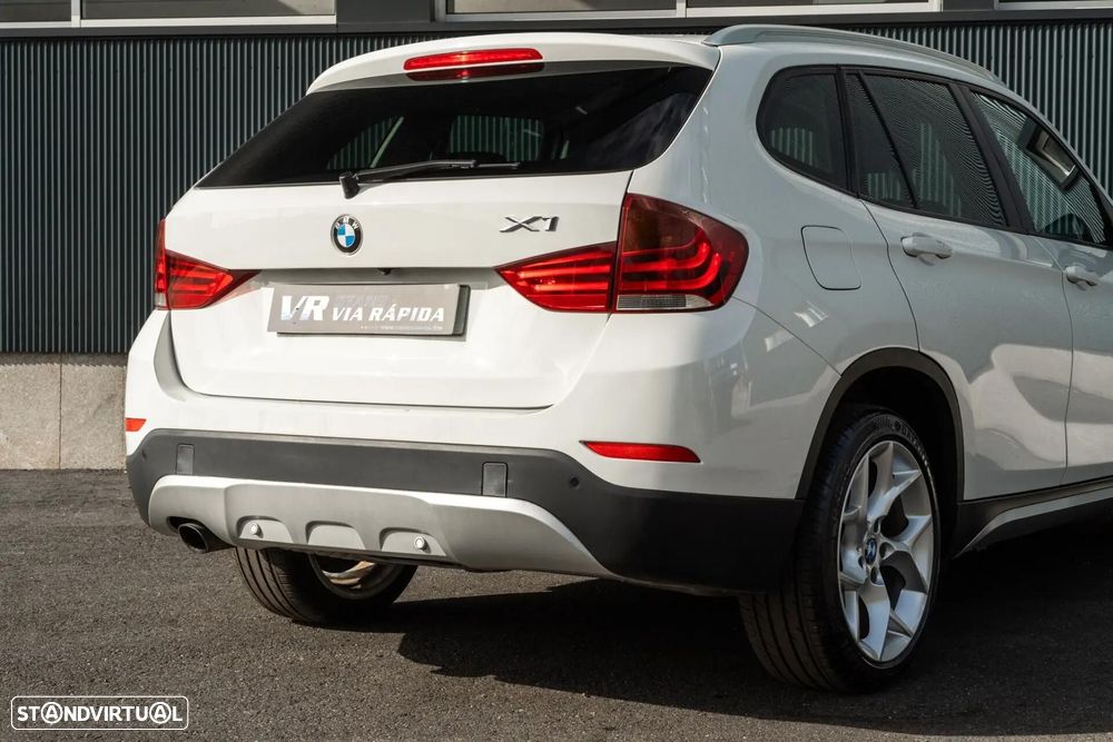 BMW X1 18 d sDrive Auto xLine - 32