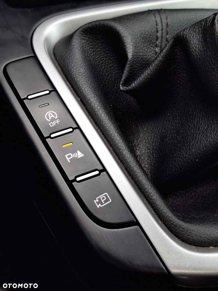 Kia Ceed 1.5 T-GDI M - 6