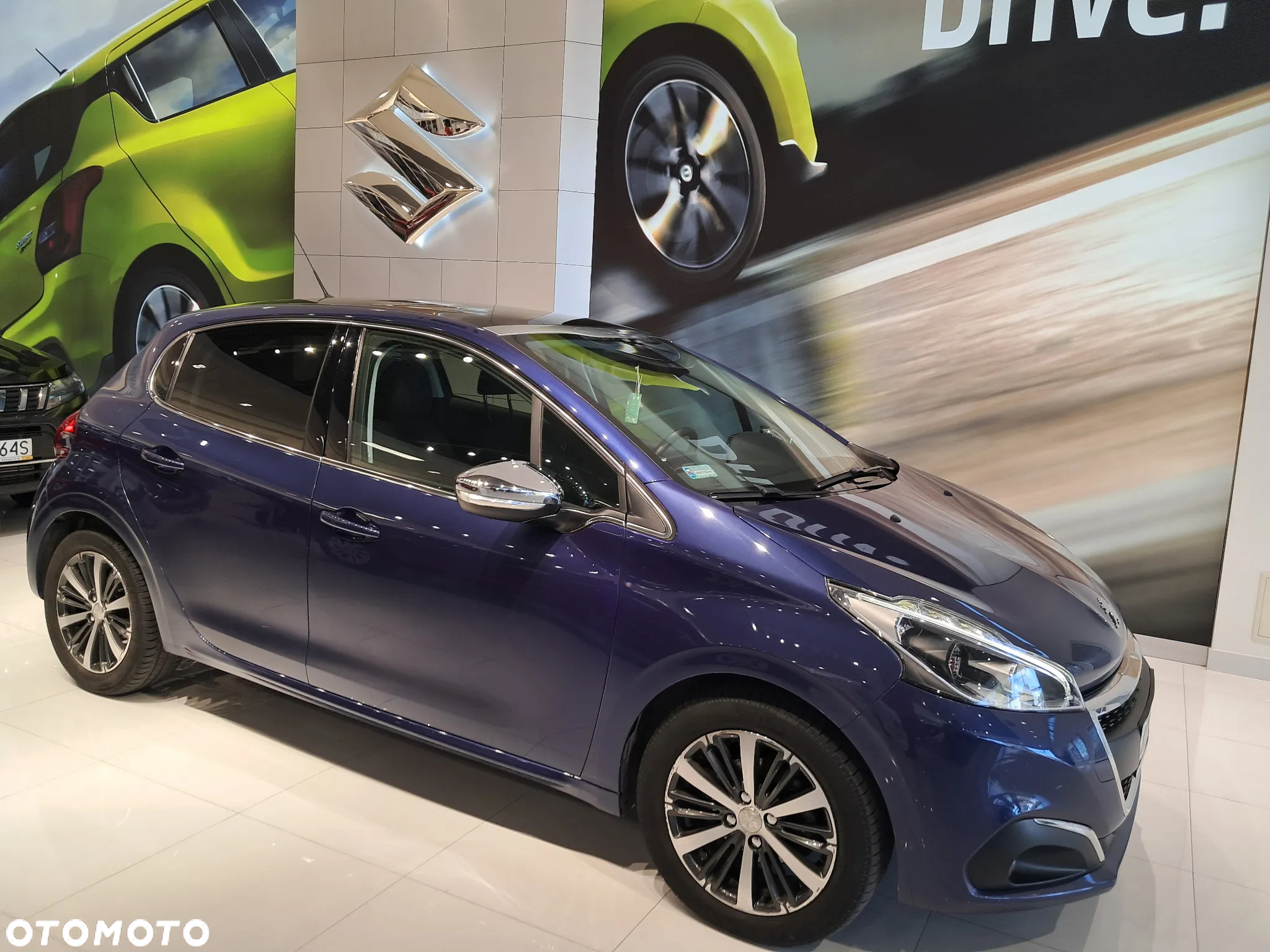 Peugeot 208 1.2 PureTech GPF Allure S&S - 4