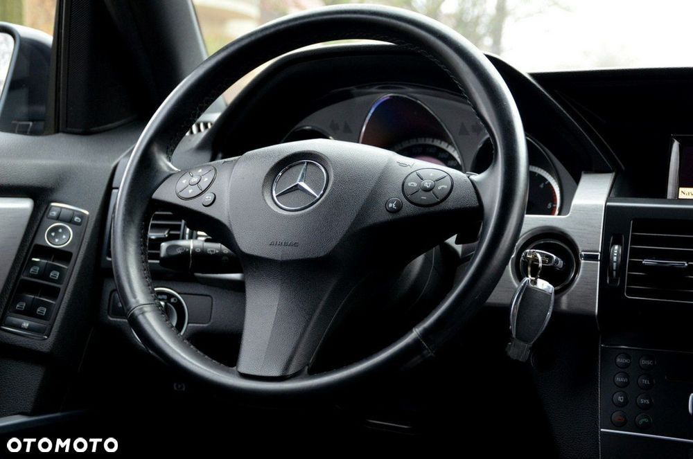 Mercedes-Benz GLK - 31