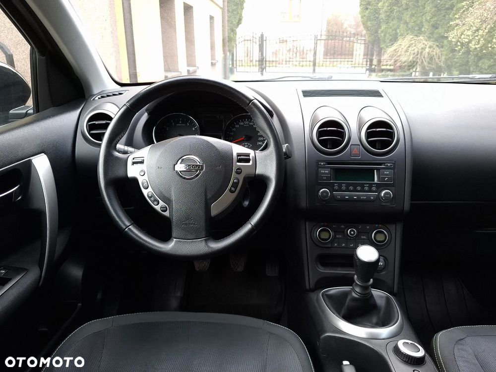 Nissan Qashqai 2.0 4x4 Tekna Premium - 7