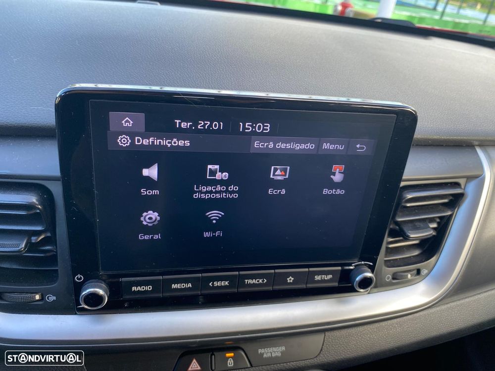 Kia Stonic 1.2 by FILA - 28