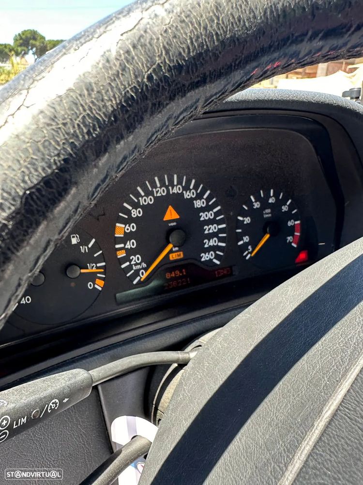 Mercedes-Benz CLK 320 - 8