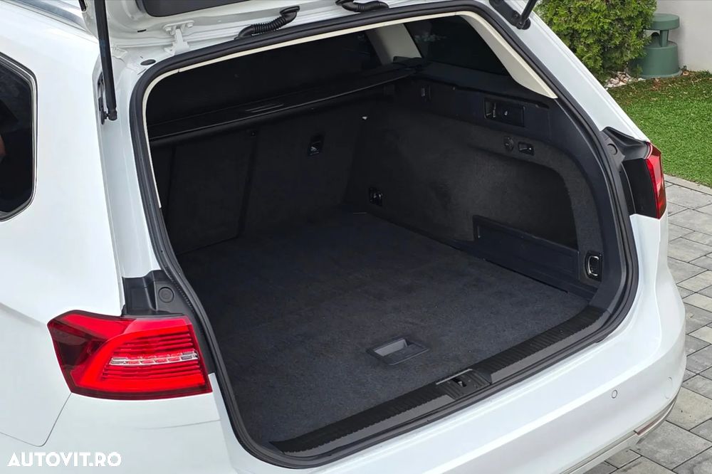 Volkswagen Passat 2.0 TDI DSG Highline - 21