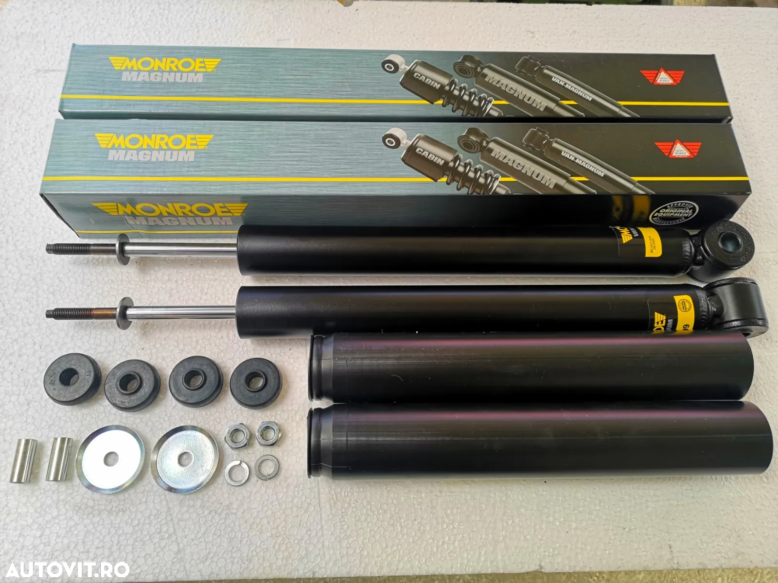 KIT PIVOTARE CABSTAR 2002-2006 PIVOTI PIESE - 32