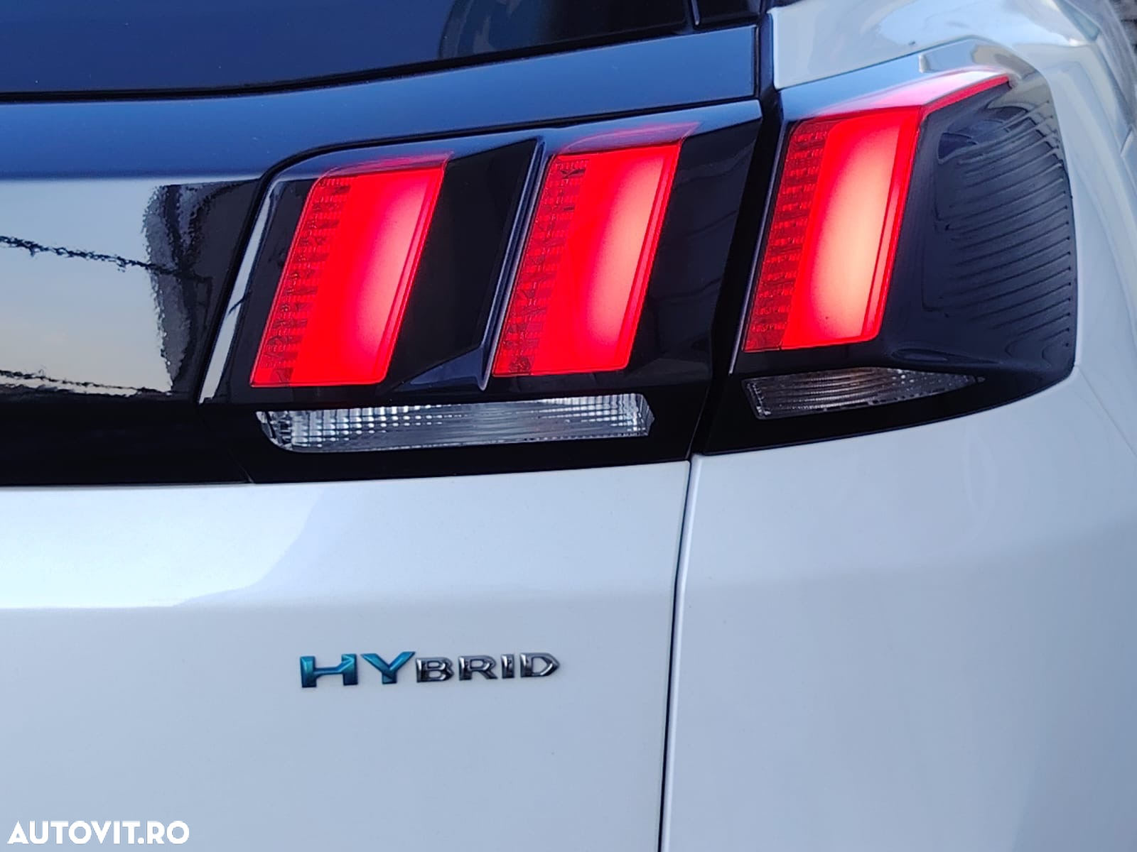 Peugeot 3008 PHEV EAT8 Allure - 24