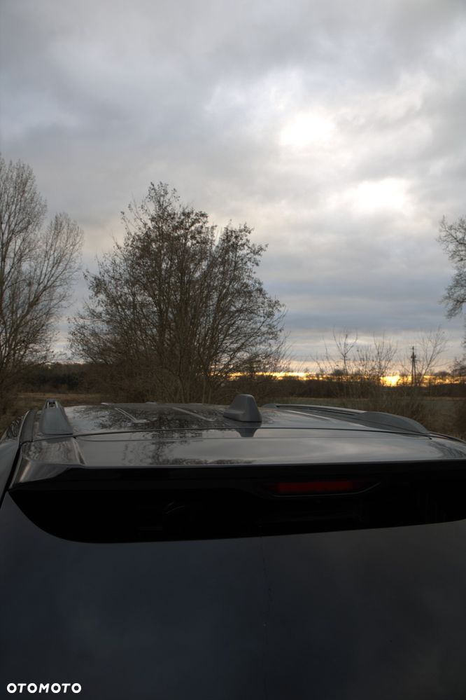 Jeep Grand Cherokee - 15