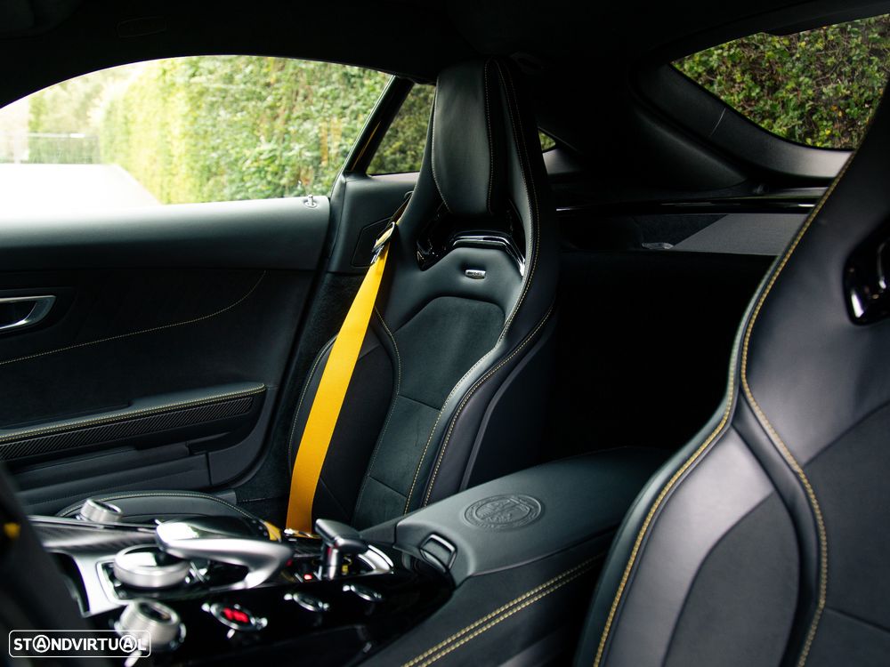 Mercedes-Benz AMG GT R - 29