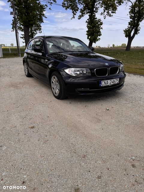 BMW Seria 1 116d DPF - 1